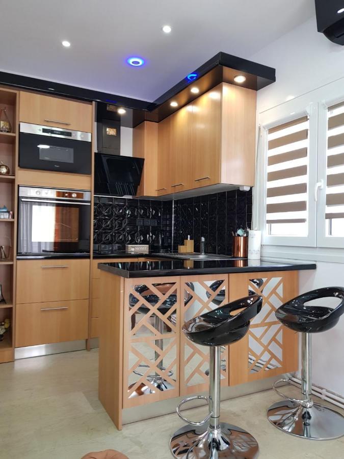 Ferienwohnung Perea 5 Star Peraía Exterior foto